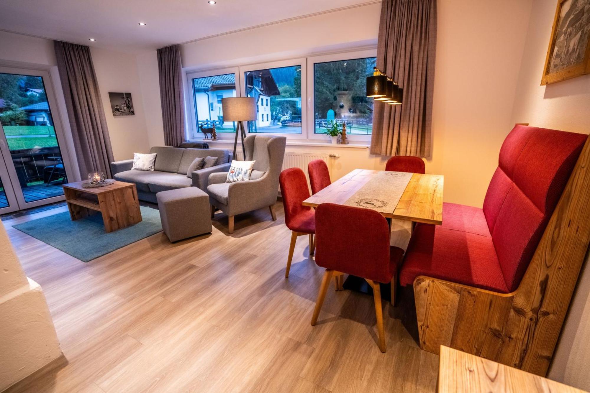 Tiroler Alpblick Appartements Ehrwald Luaran gambar